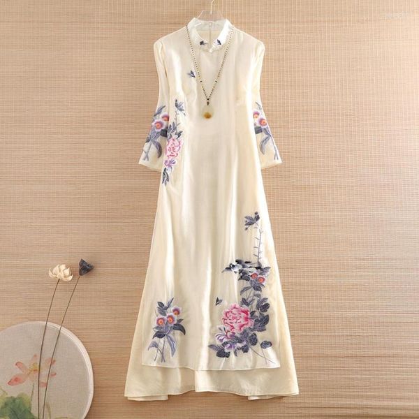 Ropa étnica de gama alta Primavera Verano mujeres vestido Cheongsam Retro elegante bordado peonía A-line señora fiesta Qipao S-XXL