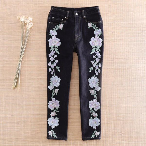 Ropa étnica Mujeres de gama alta Pantalones delgados florales Vintage Royal Bordado Lady Hermosa Primavera Otoño Pantalones recortados Jeans Mujer S-XXL