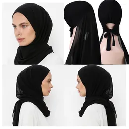 Etnische kleding hijab sjaalset 10st groothandel met undercap aangesloten bubble chiffon headscarves duidelijke solide kleur voor vrouwen sjaal