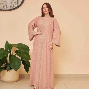 Vêtements ethniques Jalabiya Kaftan Robe pour femmes Dubaï Turquie Golden Ribbon Trime Labré Arabe musulman Islamic Clothing Party Robe Morocain Robe T240510