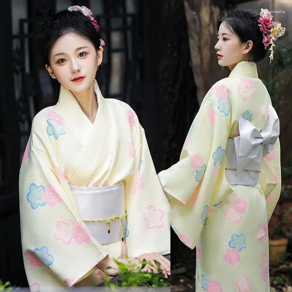 Vêtements ethniques Kimono amélioré du Japon femme douce fille élégante Po Pographie danse matériaux japonais vêtements de famille d'accueil
