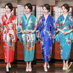 Ropa étnica Kimono japonés Vestido formal Pavo real Traje de escenario para mujer Actividad de trabajo