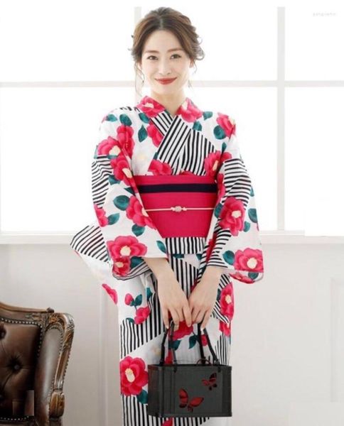 Vêtements ethniques Kimono japonais Yutaka Femme Été Feux d'artifice Conférence Voyage Tissu en pur coton