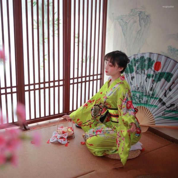 Ropa étnica Estilo japonés Moda Kimono Tendencias para mujeres Vestido de noche sexy Cosplay Bordado Estampado floral Túnica larga Yukata asiática