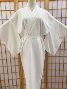 Vêtements ethniques Kimono Yukata Robe Muscle Sous-vêtement Blanc Peignoir Style japonais Doublé Po Femmes Traditionnelles de haute qualité