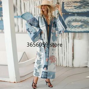 Vêtements ethniques Kimonos Femme 2024 Japonais Kimono Cardigan Cosplay Shirt Blouse for Women Yukata Femme Summer Beach