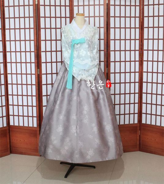 Ropa étnica Tela importada de Corea / Hanbok mejorado Novio Novia Madre