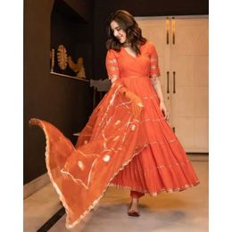 Etnische kleding kant oranje dames kurti broek en dupatta set wereldkleding India Pakistan Clothingl2405