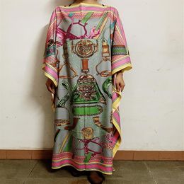 Abbigliamento etnico Lunghezza 130 cm Busto 130 cm Elegante caftano di seta stampato Abiti da donna Stile allentato Dashiki Donne musulmane africane Long283B