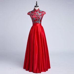 Vêtements ethniques Long Cheongsam Rouge Femmes Chine Robe De Soirée 2023 Chinois Traditionnel Oriental Soie Qipao Robes De Soirée Robe Chinoise