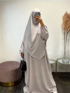 Vêtements Ethniques Long Hijab Khimar et Abaya Ensemble Jilbab 2 Pièce Correspondant Femmes Musulmanes Robe Ramadan Eid Prière Vêtements Niqab Islamique Dubai Burqa 230721