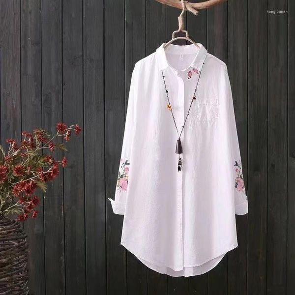 Vêtements ethniques Chemise blanche en vrac Été Automne Chinois Traditionnel Femmes Coton Lin Top Dames Cardigan Broderie Fond
