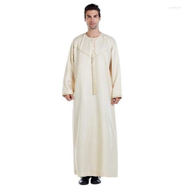 Ropa étnica Hombres Islámico Árabe Musulmán Robe Hombres Estilo Medio Bordado Vestidos de moda y abrigos largos Vestido de hombre