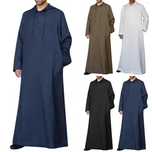 Vêtements ethniques Men de robes musulmanes Summer Kaftan Robe Arabe Turc Islam Casual Thobe avec chemisier de poche Abaya