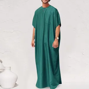 Vêtements ethniques Robe musulmane de la mode masculine Couleur solide élégante avec poche vintage arabe Dubaï islamique décontracté Abaya Jubba thobe