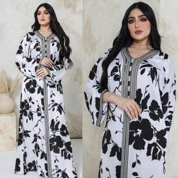 Etnische kleding Midden-Oosten Abaya Vrouwen Moslim Bescheiden Kaftan Bloemenprint Avondjurken Lange mouwen Maxi Islamitische EID