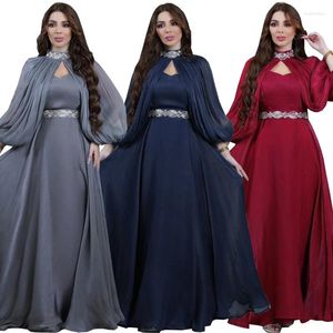 Vêtements ethniques Robes de deux pièces pour femmes musulmanes du Moyen-Orient Diamond Fashion Satin Robe Abaya Manches longues Châle Robes de soirée élégantes