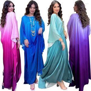 Vêtements ethniques Moyen-Orient Femmes Islamiques Arabe Abaya Muslim Robe de luxe moderne Mode moderne.