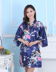 Vêtements ethniques Femmes multicolores Kimono avec ceinture Longue Femme Satin Pyjamas Summer Lady Peignoir Cinq manches Costume traditionnel chinois 16E