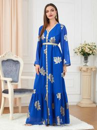 Vêtements ethniques Musulman Abaya Robe Dubaï Bouton Bande Garniture Ceinturée Kaftan Ourlet Fendu Longue Impression Automne 2023 Turquie Arabe Oman Marocain Caftan