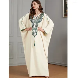 Ropa étnica Musulmán Abaya Mujeres Bordado Borlas Casual Largo Maxi Vestido Turquía Kaftan Eid Partido Vestido Islam Árabe Dubai Ramadán Jalabiya