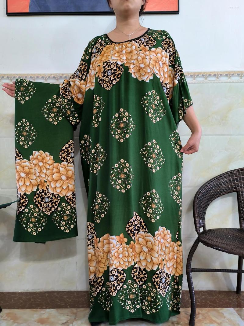 Ubranie etniczne muzułmańskie abayas dla kobiet Dubai Djellaba drukowana kwiatowa femme szata afrykańska arabska luźne sukienki z maxi szalikiem duże