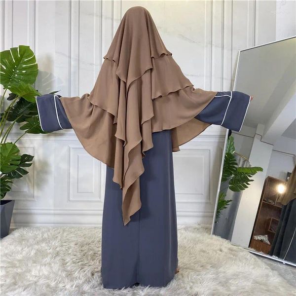 Ropa étnica Hijabs musulmanes de gasa para mujeres Tres capas de cabeza larga Wrap Moda Hijab Velo Monocromático 130 cm