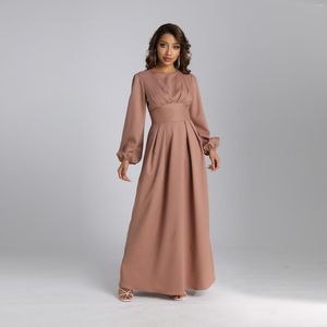 Vêtements ethniques Robe musulmane Femmes Moyen-Orient Robe Femme Musulmane Arabe Slim Taille Solide Couleur Robes élégantes Dubaï Abayas pour