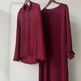Vêtements ethniques Mode musulmane Modeste Deux pièces Femmes Solide Couleur Islamische Kleidung Frauen Robe et superposition extérieure Ensemble Malaisien