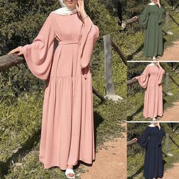 Vêtements ethniques Musulman HijabRobe pour les femmes Trajet Vacances Loisirs Robe longue à manches longues avec ceinture et grande balançoire