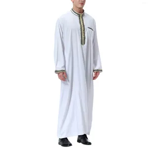 Vêtements ethniques Hommes musulmans Jubba Thobe Couleur unie Patchwork Robe Saoudienne Musulman Chemise Col montant Islamique Arabe Kaftan Abaya