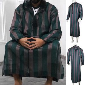 Etnische kleding moslim mannen Kaftan gewaden Pakistan traditionele Jubba Thobe capuchon streep Midden-Oosten Arabische Abaya jurk