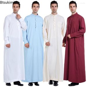 Vêtements ethniques Musulman Moyen-Orient Manches longues pour hommes Ramada Robe Arabe Col rond Islamique Couleur unie Kaftan Thawb Maxi-Musulman Dubaï Abaya