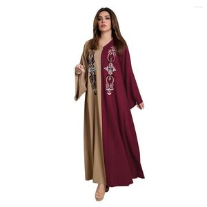 Vêtements ethniques Fashion musulmane Moyen-Orient Broidered Robe Contrast Couleur Couture à sauts avec ceinture