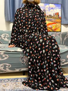 Etnische kleding Moslim Rayon Abayas voor vrouwen Ramadan Gebed Dubai Turkije Midden -Oosten Femme Robe Loose African Dress Tulband bevestigd 230325