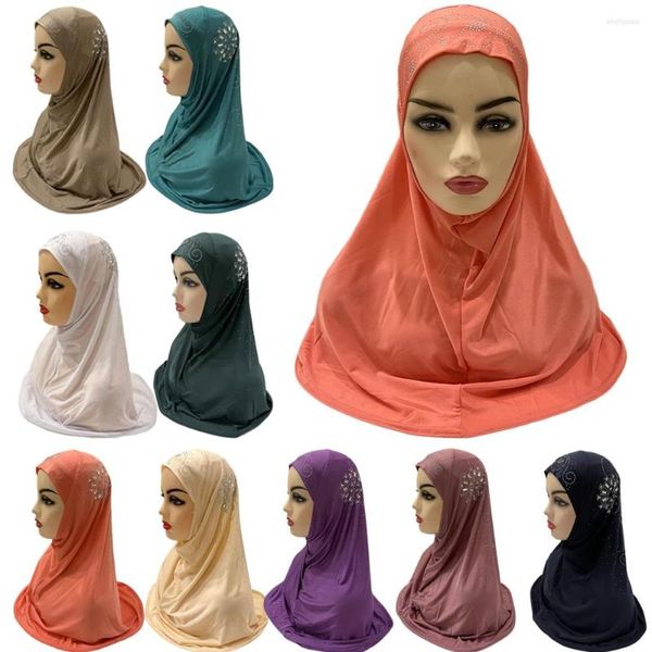 Ropa étnica Mujer musulmana Niñas Hijab Bufanda islámica Una pieza Amira Diamantes Moda Color sólido Material suave y elástico al por mayor