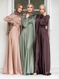 Vêtements ethniques Les femmes musulmanes s'habillent Abaya Maroc Caftan Dubai Lace-Up Big Swing A-Line Party Maxi Vestidos Kaftan Solid Long Robes 2022 T240515