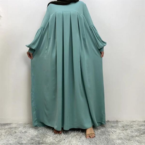 Vêtements ethniques Robe de femme musulmane Robe à col rond Abaya Robe d'été de couleur unie plissée avec poches