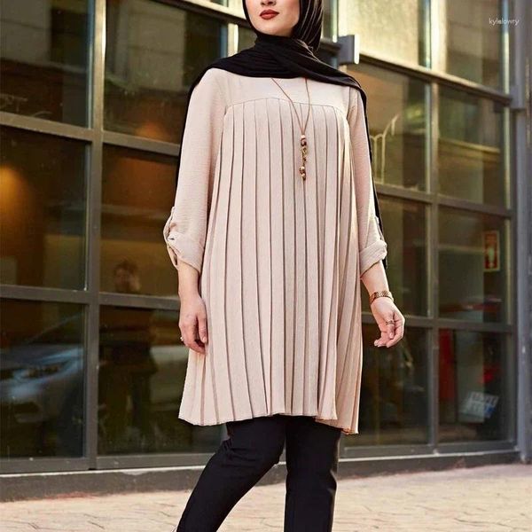 Vêtements ethniques Les femmes musulmanes portent décontracté plissé des manches longues en rond
