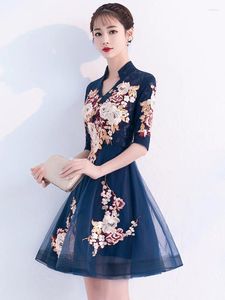 Vêtements ethniques Bleu marine Nouveauté Lady Broderie Fleur Chinoise Dentelle Robes Élégant Col Mandarin Qipao Courte A-Ligne Robe De Fête De Mariage