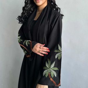 Vêtements ethniques Nouveaux 2024 Black Casual Open Kimono Abaya pour les femmes musulmanes Ramadan Eid Jalabiya Embroderie longue Slve African Moroccan Robe T240515