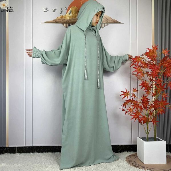 Vêtements ethniques NOUVEAU plus récent Ramadan musulman Deux chapeaux Abaya Dubaï Turquie Islam Vêtements de prière High de qualité Robes de tissu africain Robe lâche D240419