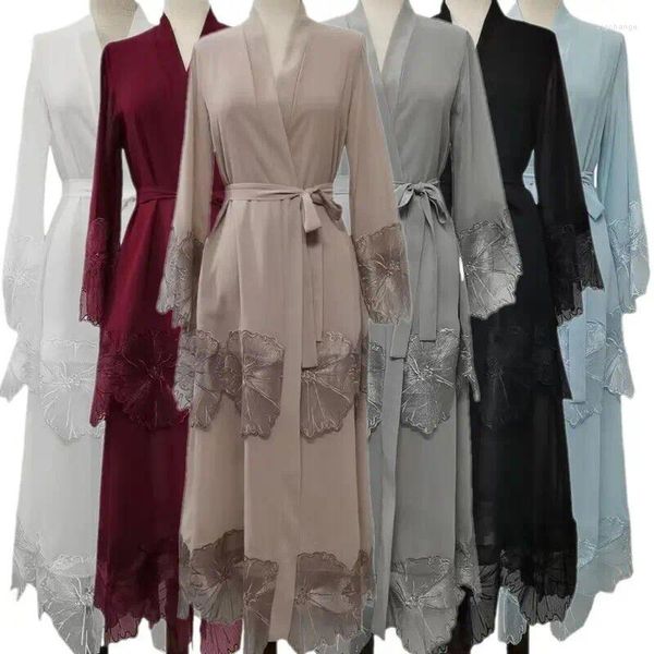 Vêtements ethniques Open Abaya Malaysia Elegant Dubai Turkey Robe Islamic Kaftan Eid Muslim Femmes Lace Flower Robe Arab Kimono Femme