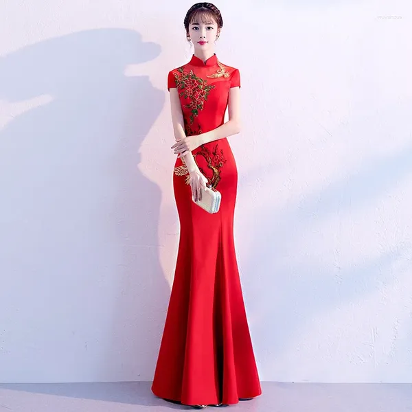 Vêtements ethniques Robes de soirée de style oriental Chine rouge robe de mariée traditionnelle chinoise mariée broderie Cheongsam Qipao longue