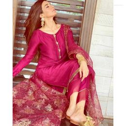 Vêtements ethniques Palazzo Un costume de femmes en vrac pour les occasions semi-formelles dupatta pakistanais rose salwar kameez combo