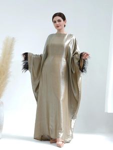 Vêtements ethniques Party Abaya Robe longue pour femmes Shining Feather Sleeve Islamique Dubaï Turquie Robes de soirée musulmanes à l'intérieur de la ceinture Kaftan