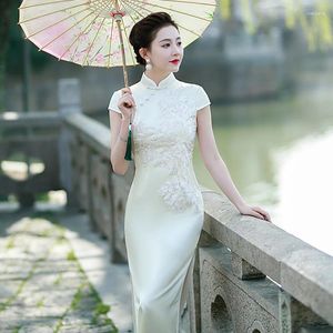 Vêtements ethniques Plus taille 5xlmandarin Collier Broider Cheongsam Vestidso Chinese Elegant Evening Farty Long Robe Sexy Split Perform Qipao