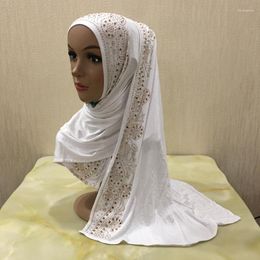 Vêtements ethniques Jersey de coton de qualité supérieure Blanc Hijab musulman Écharpe Couvre-chef Floral Or Strass Islamique Turban Modeste Chapeaux Taille S