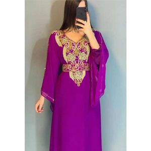 Vêtements ethniques Vêtements africains violets Perle formelle du Maroc