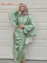 Vêtements ethniques Ramadan Eid Djellaba Robe musulmane féminine Dubaï Satin soyeux doux et sotin de Dubaï Durquie robe musulmane Islam Abayas Robe WY805 230314